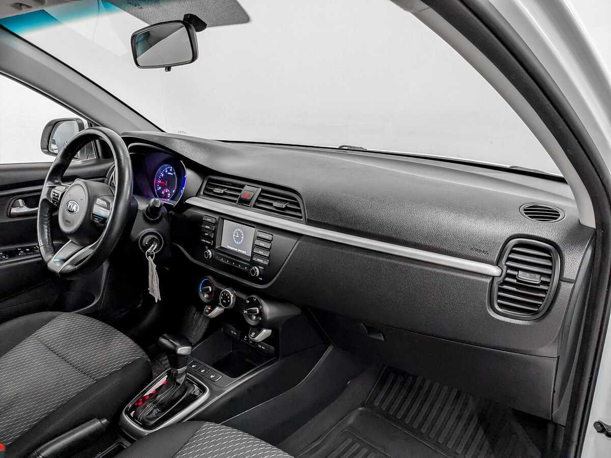 Kia Rio с пробегом — 2019 год. Фото: #10