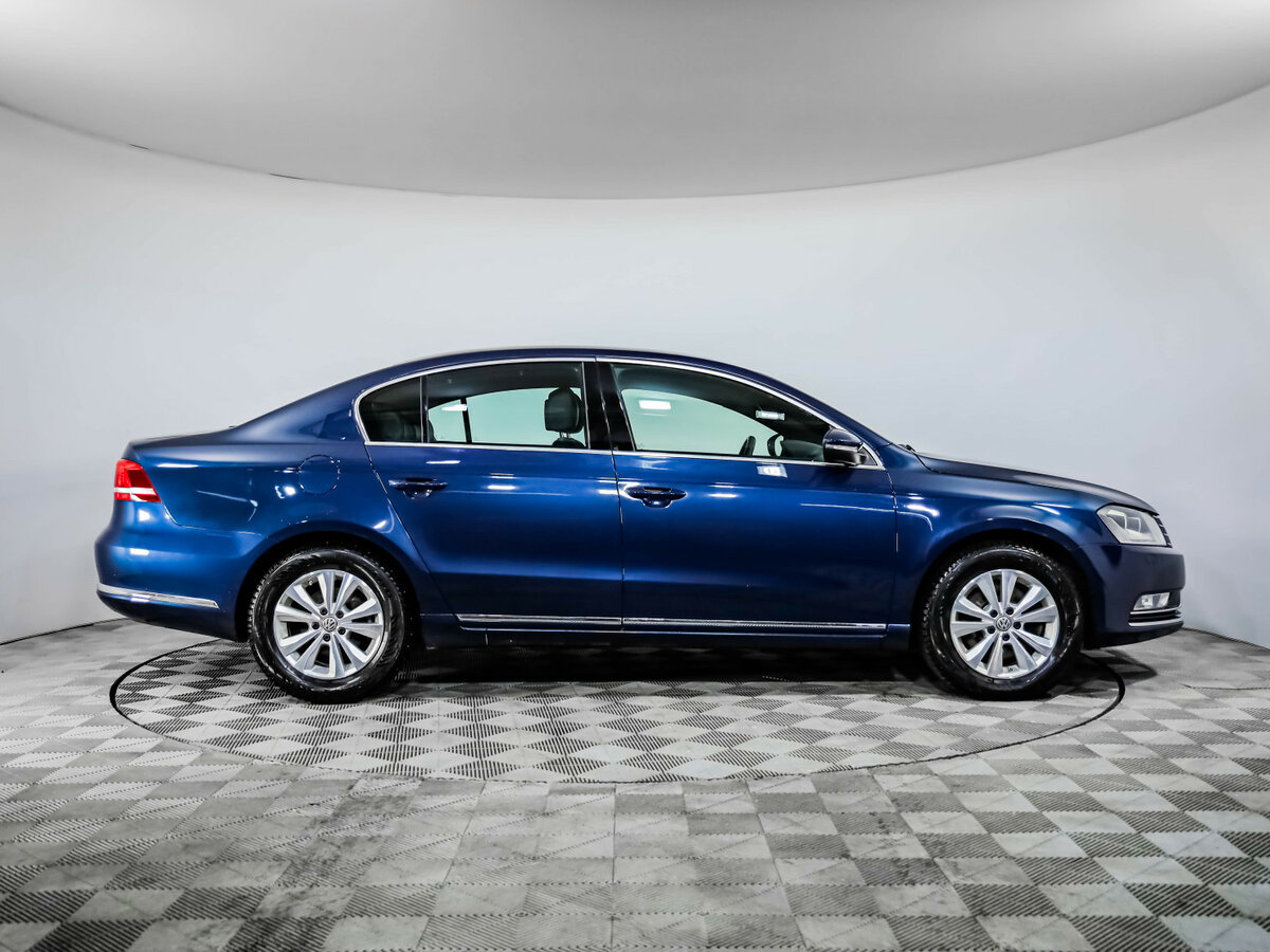 Volkswagen Passat с пробегом — 2014 год. Фото: #3