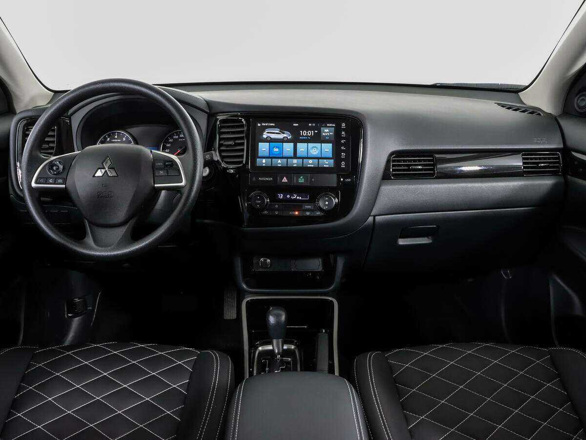 Mitsubishi Outlander с пробегом — 2022 год. Фото: #7