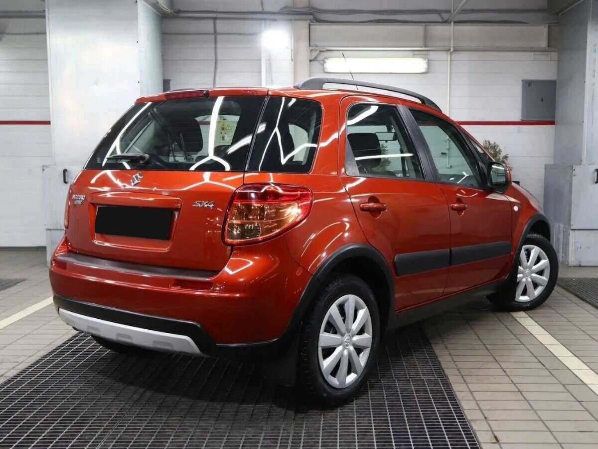 Suzuki SX4 с пробегом — 2013 год. Фото: #2
