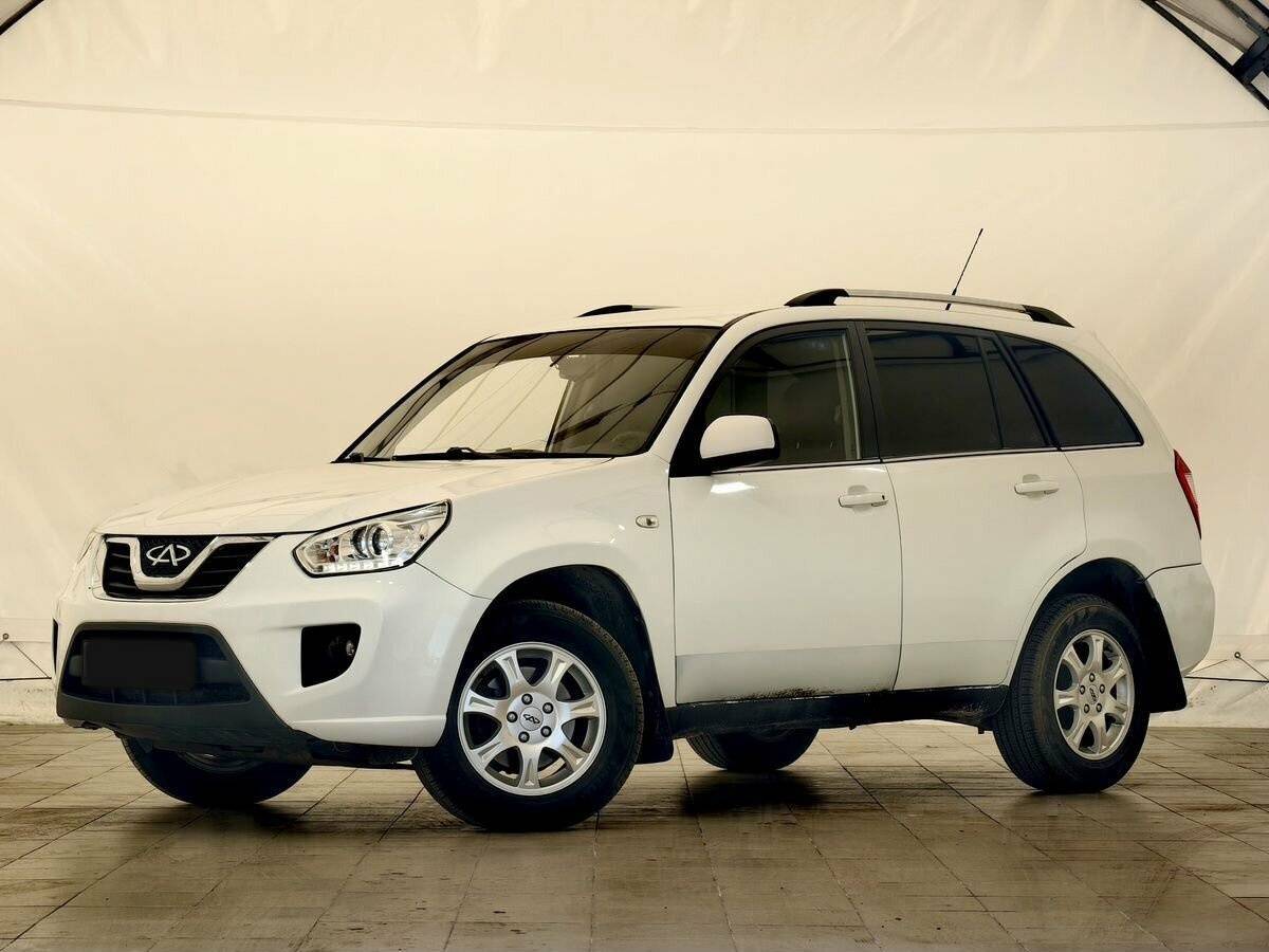 Chery Tiggo (T11) с пробегом — 2015 год. Посмотреть фото