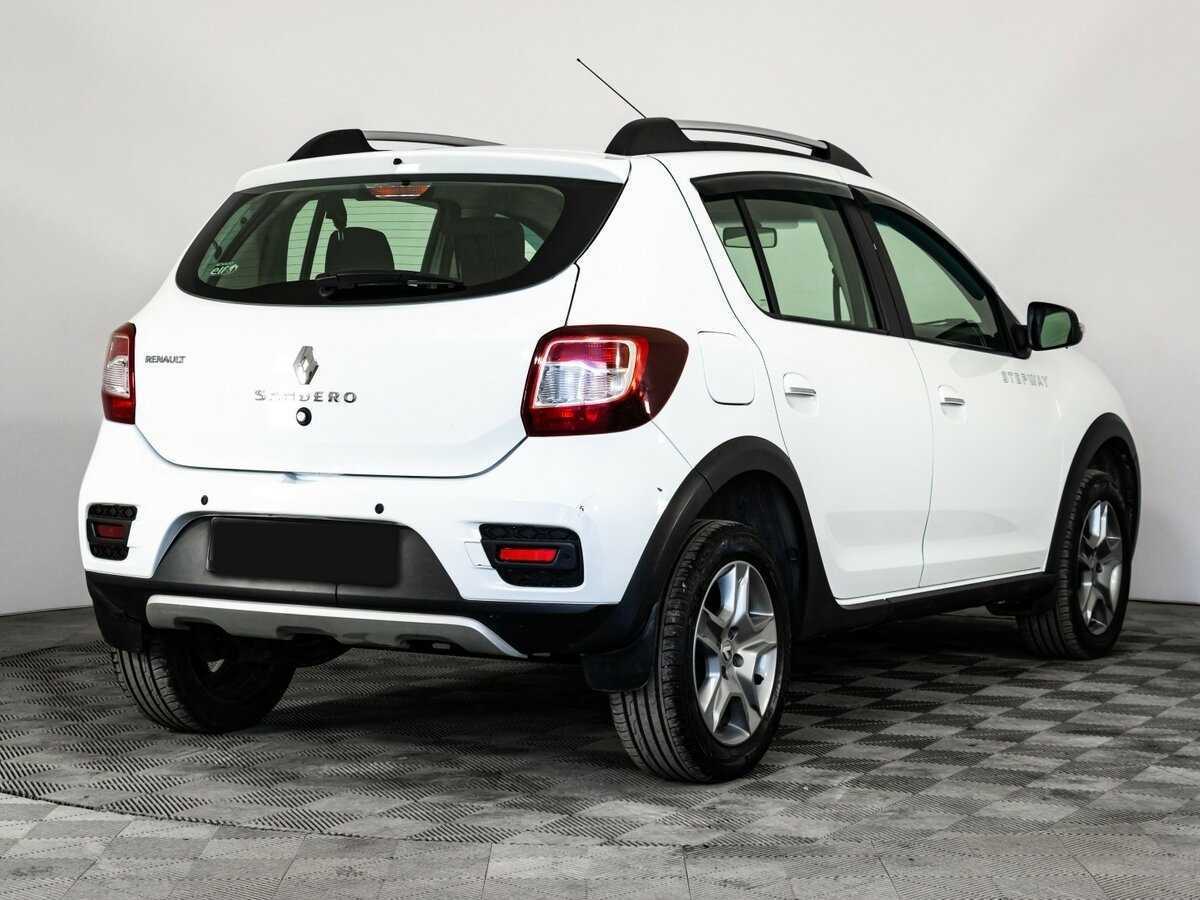 Renault Sandero с пробегом — 2018 год. Фото: #3