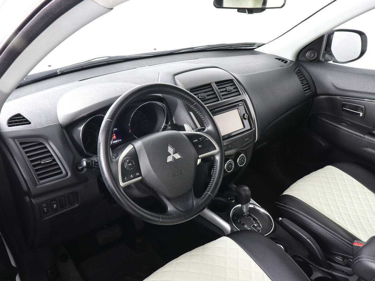 Mitsubishi ASX с пробегом — 2013 год. Фото: #8
