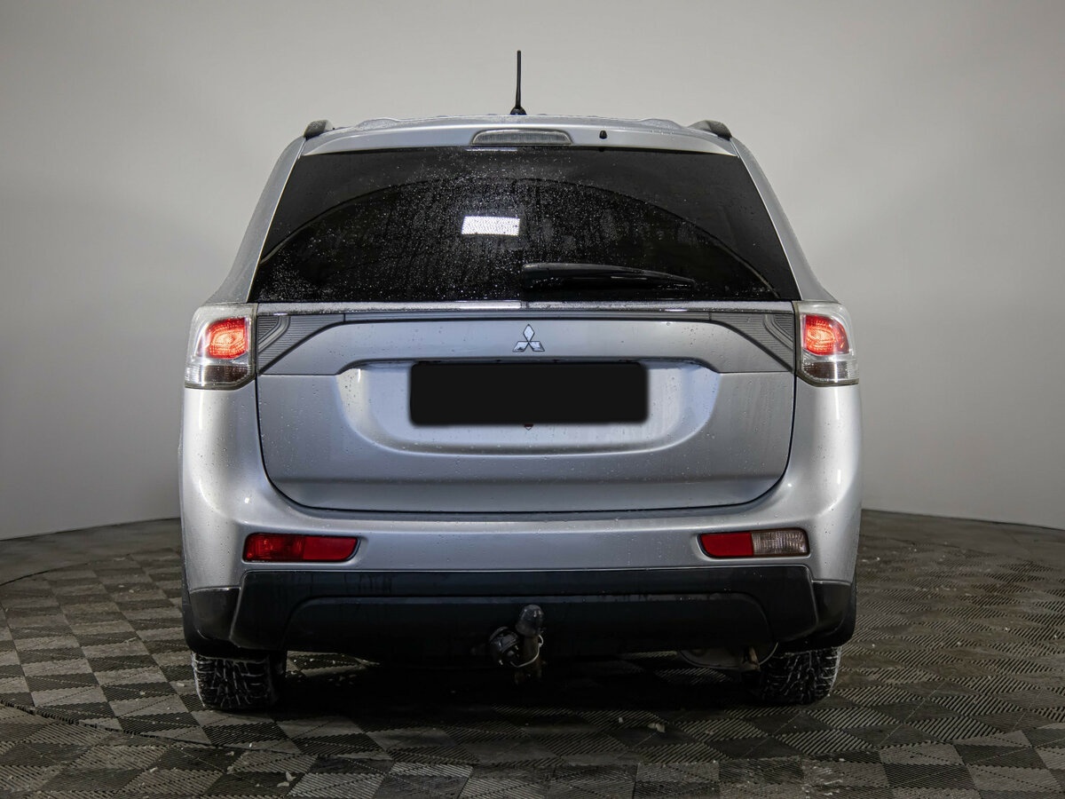 Mitsubishi Outlander с пробегом — 2013 год. Фото: #4