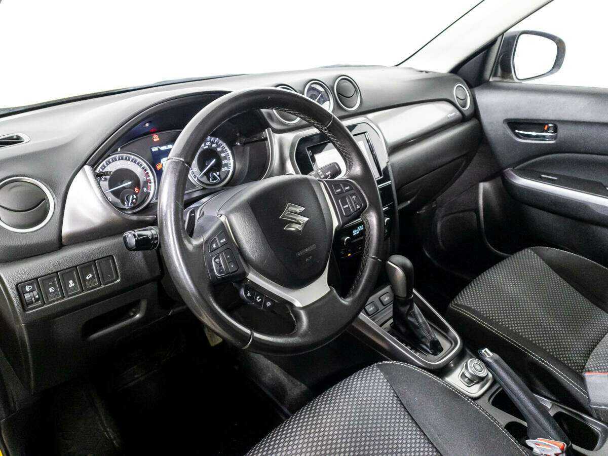 Suzuki Vitara с пробегом — 2019 год. Фото: #10