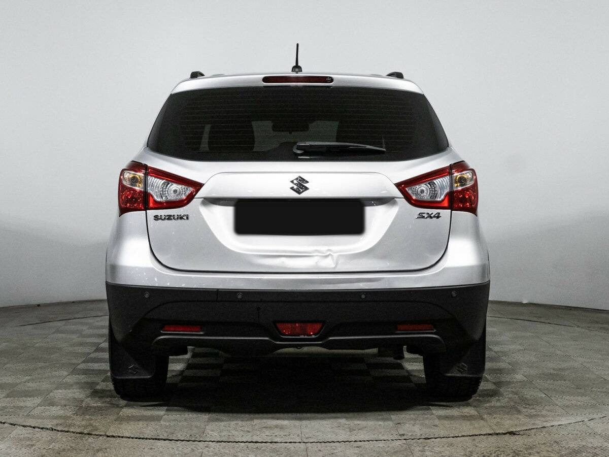 Suzuki SX4 с пробегом — 2016 год. Фото: #5