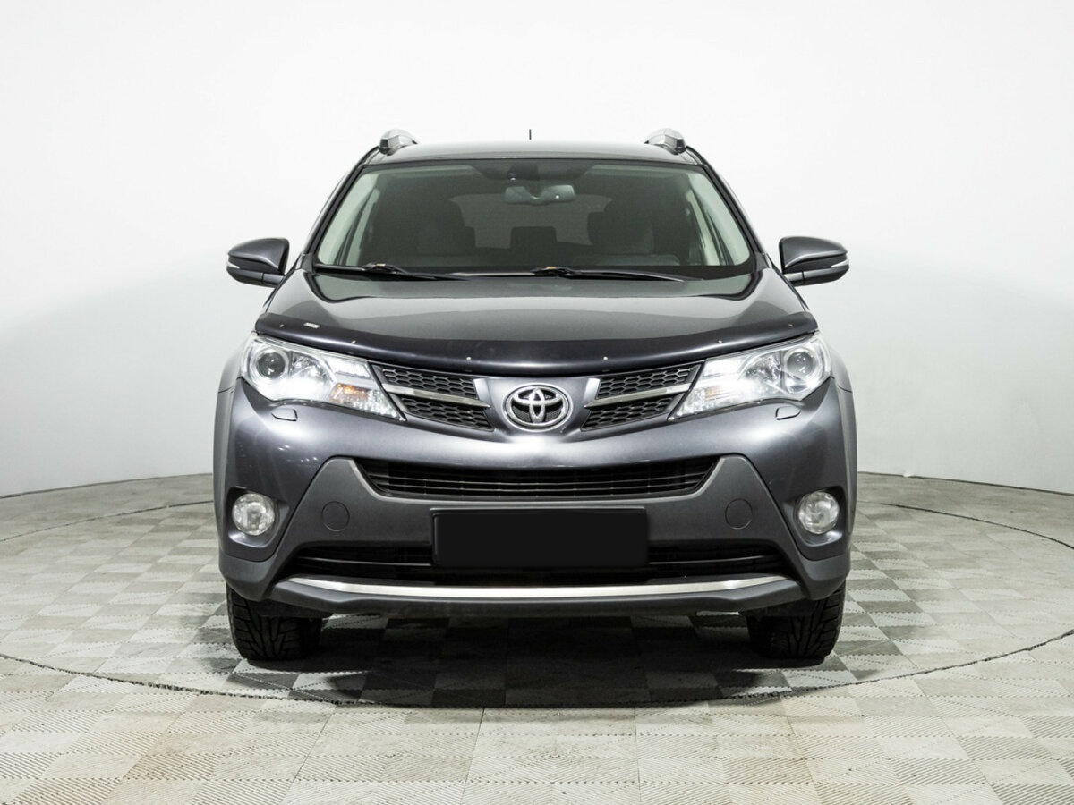 Toyota RAV4 с пробегом — 2014 год. Фото: #1