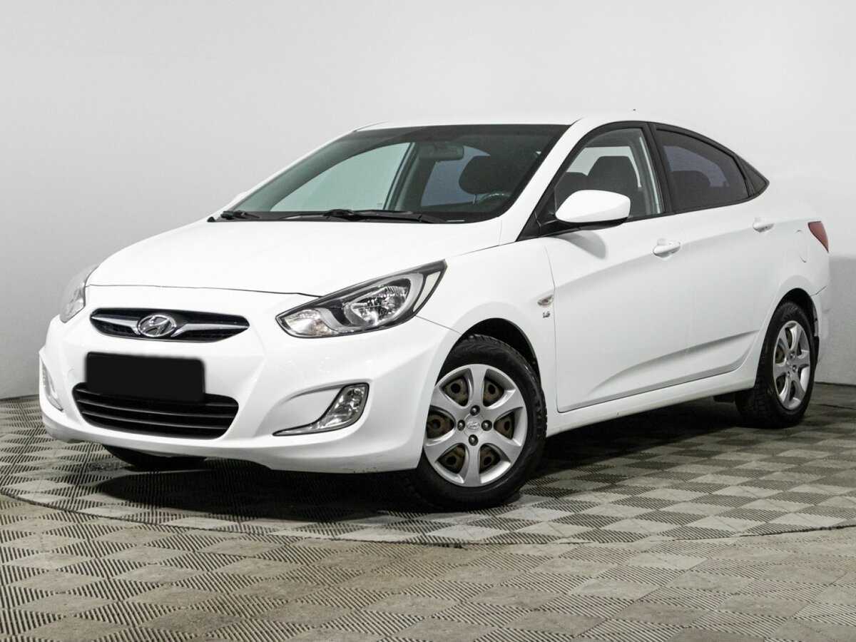 Hyundai Solaris с пробегом — 2013 год. Фото: #0
