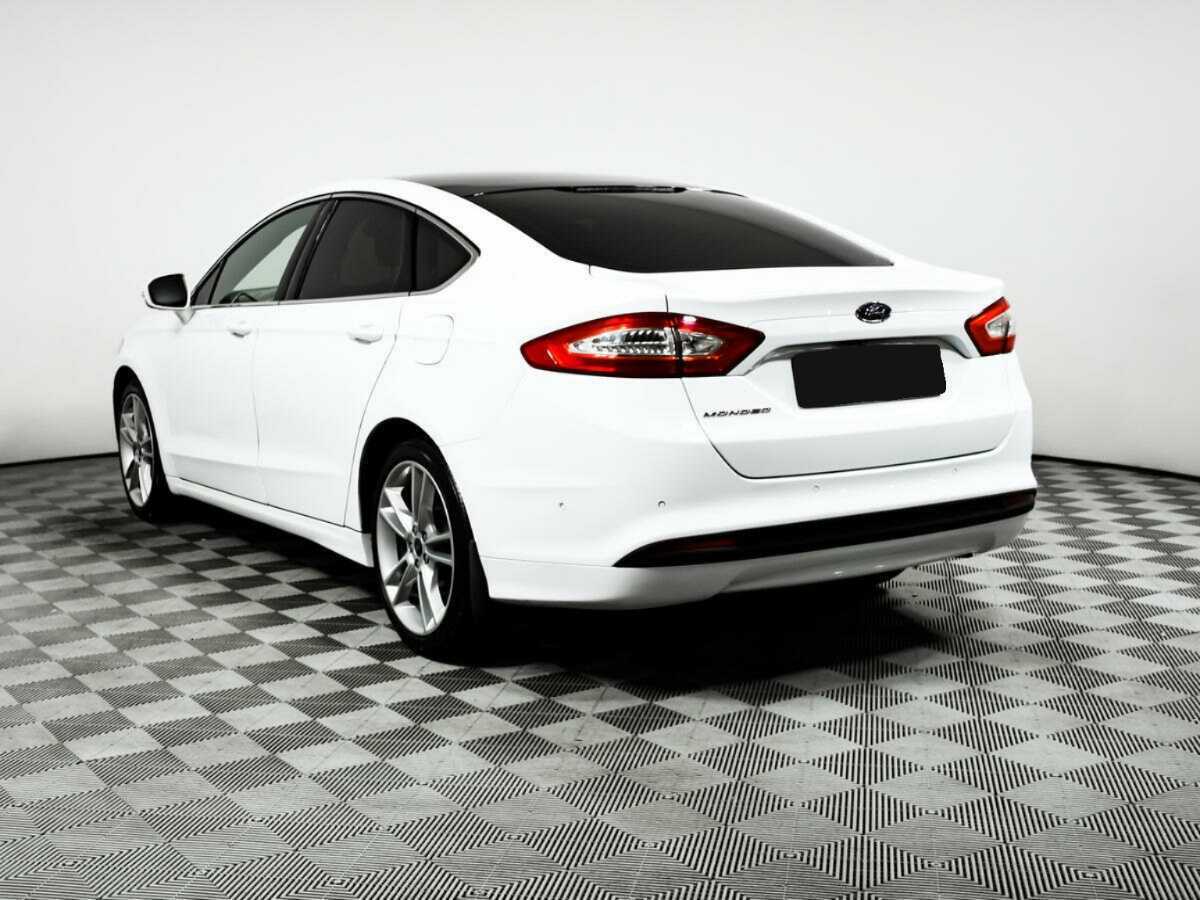 Ford Mondeo с пробегом — 2015 год. Фото: #6