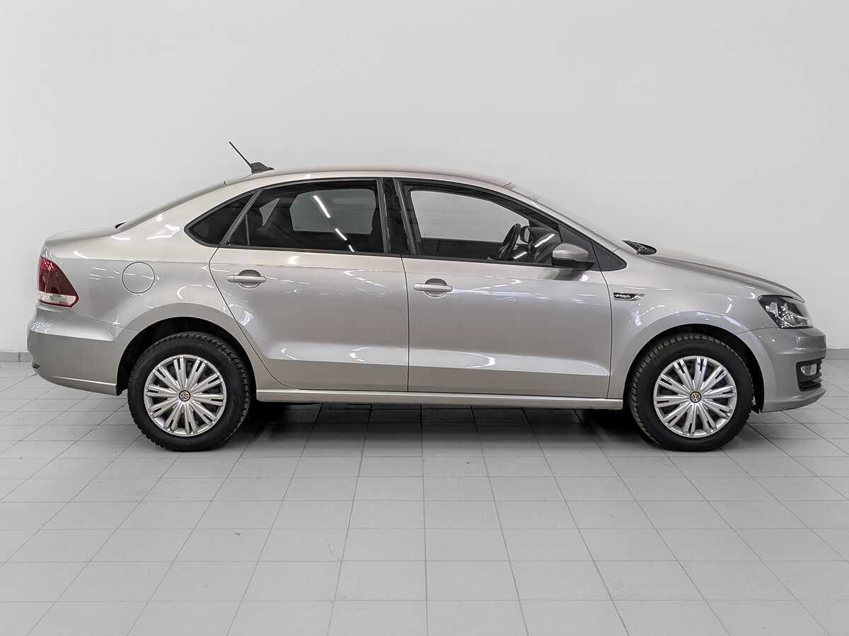 Volkswagen Polo с пробегом — 2018 год. Фото: #3