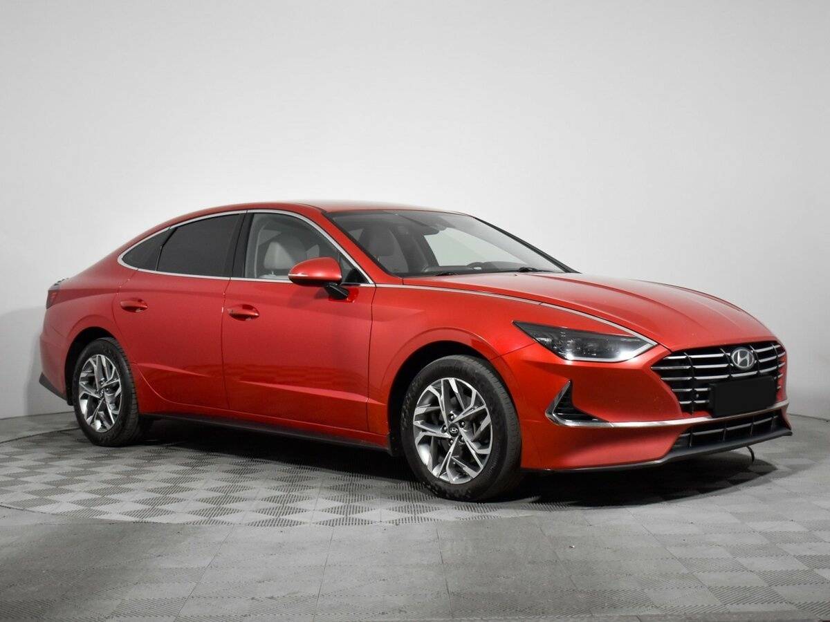 Hyundai Sonata с пробегом — 2020 год. Фото: #2
