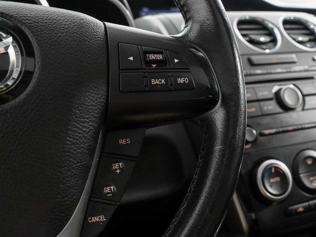 Mazda CX-7 с пробегом — 2012 год. Фото: #13