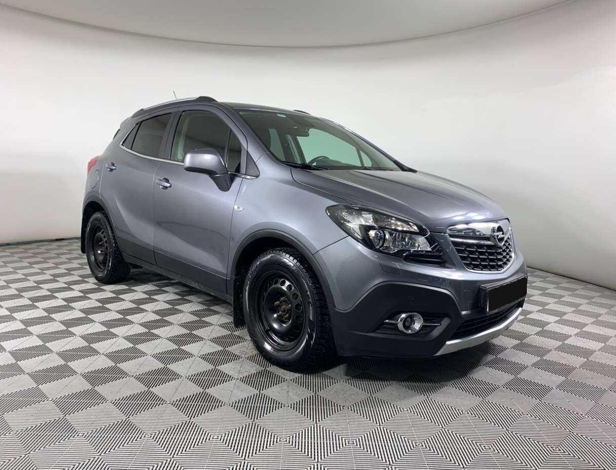 Opel Mokka с пробегом — 2015 год. Фото: #2