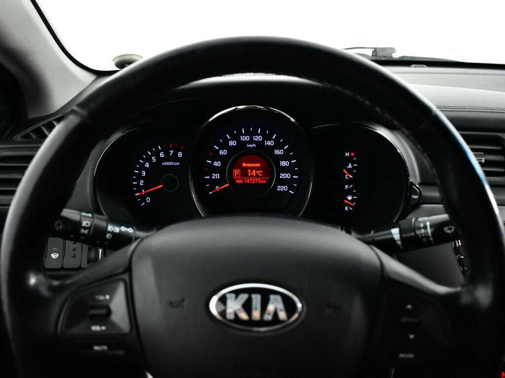 Kia Rio с пробегом — 2014 год. Фото: #10