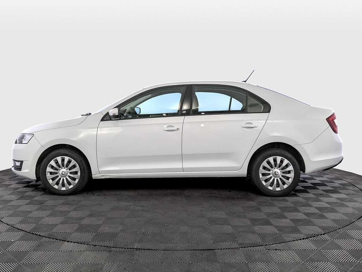 Skoda Rapid с пробегом — 2019 год. Фото: #7