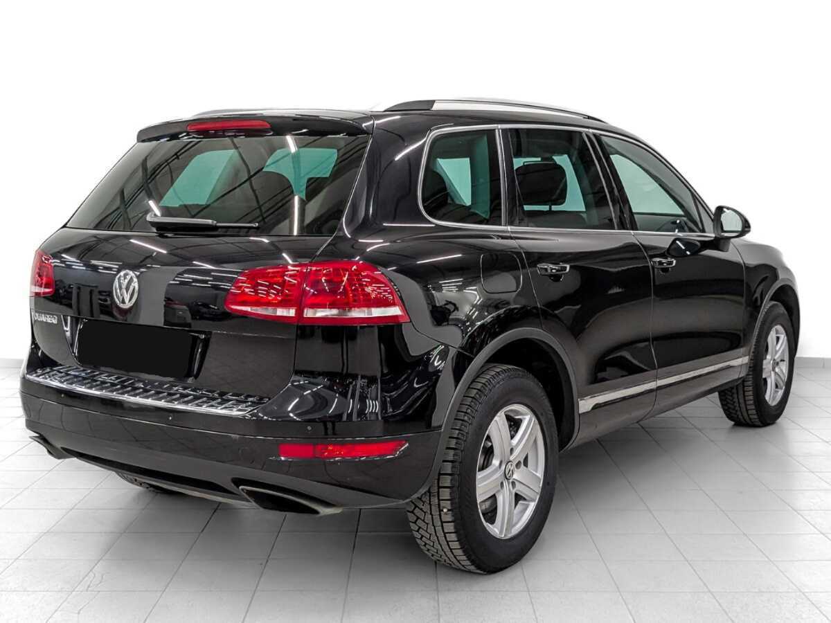 Volkswagen Touareg с пробегом — 2013 год. Фото: #4