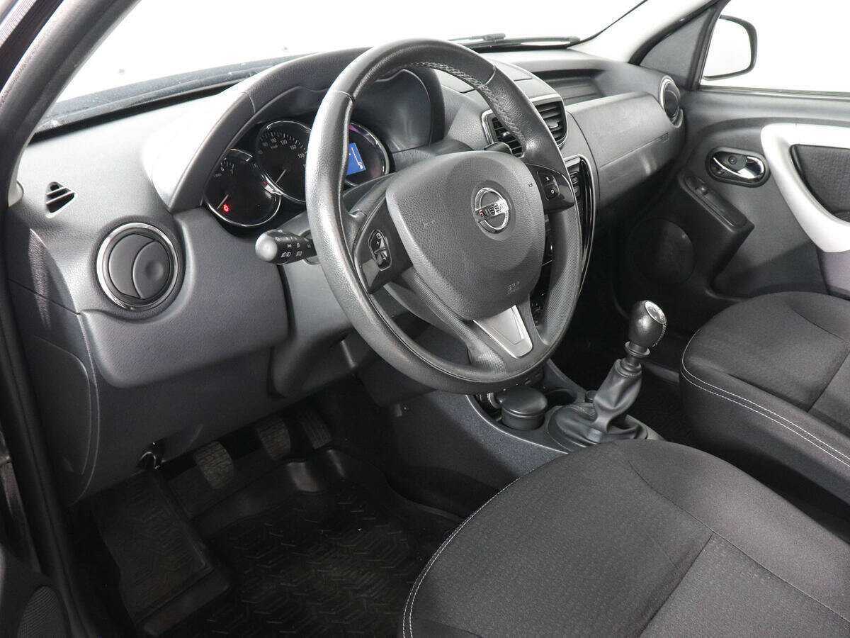 Nissan Terrano с пробегом — 2018 год. Фото: #8