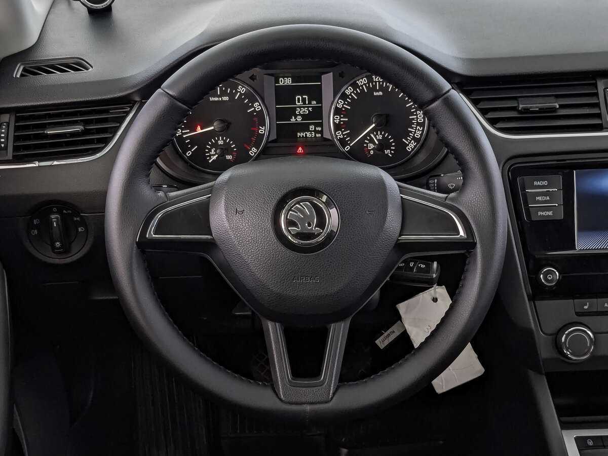 Skoda Octavia с пробегом — 2017 год. Фото: #16