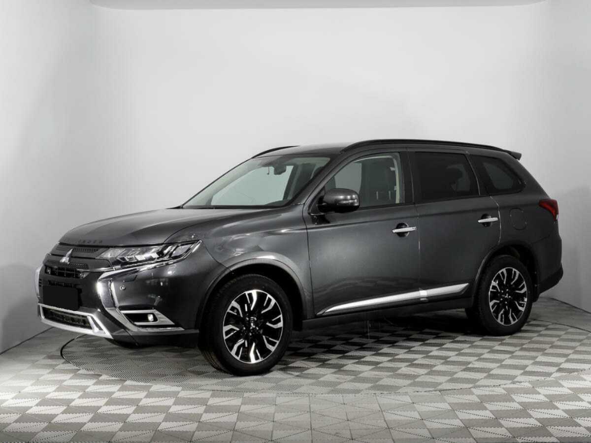 Mitsubishi Outlander с пробегом — 2022 год. Посмотреть фото