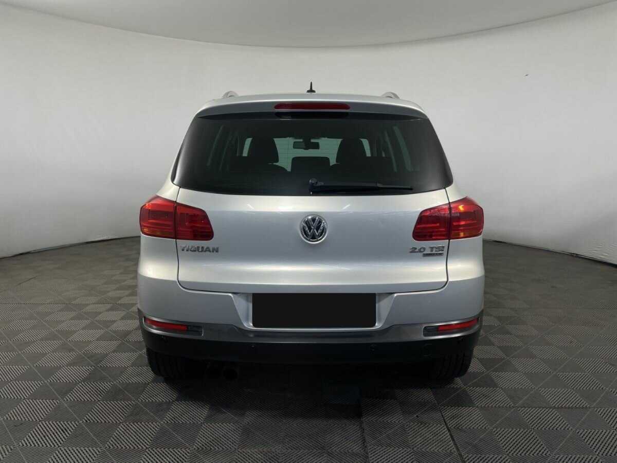 Volkswagen Tiguan с пробегом — 2012 год. Фото: #2