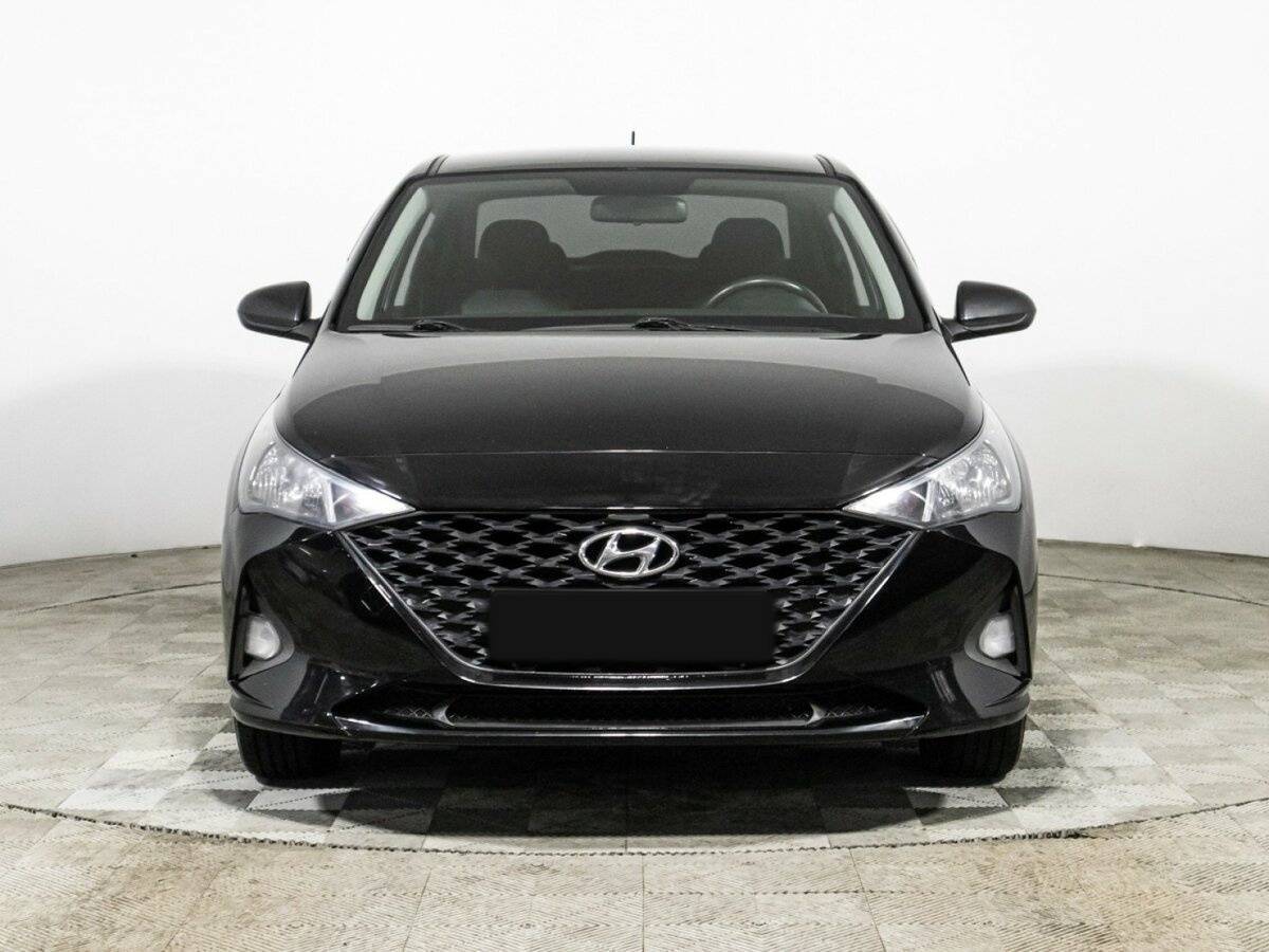 Hyundai Solaris с пробегом — 2021 год. Фото: #1