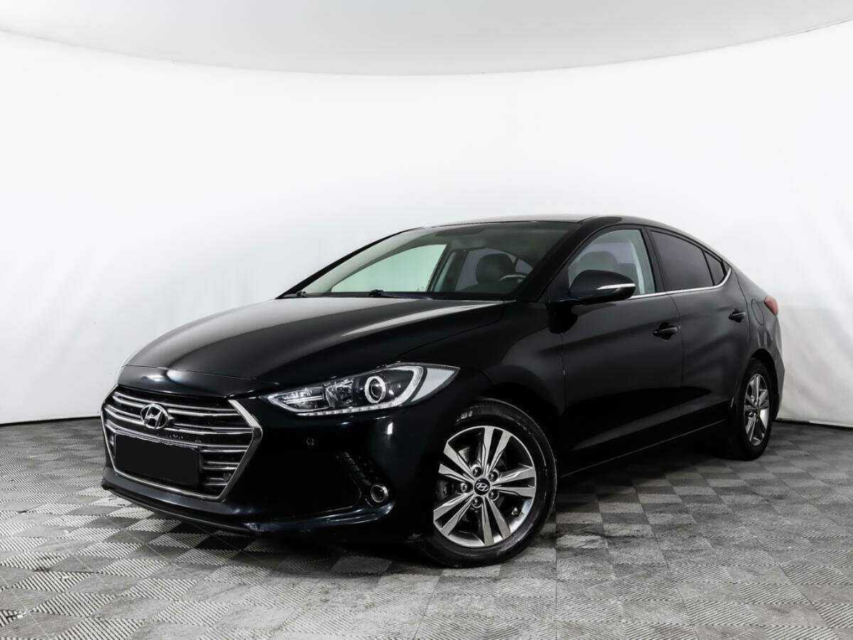 Hyundai Elantra с пробегом — 2017 год. Фото: #0