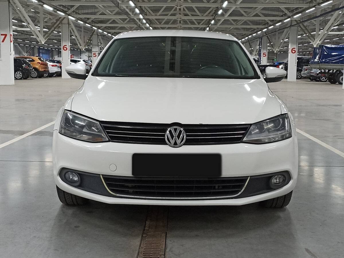 Volkswagen Jetta с пробегом — 2014 год. Фото: #1