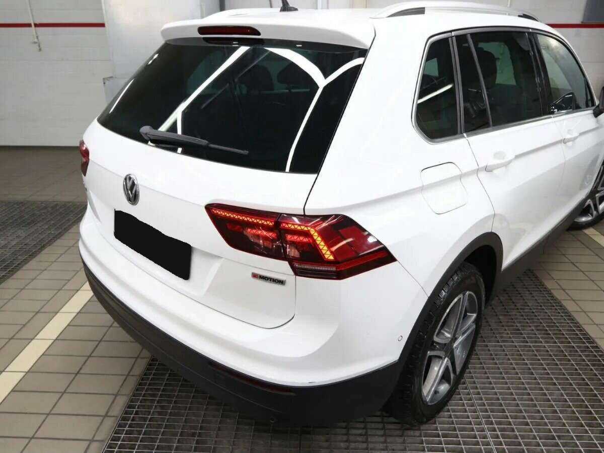 Volkswagen Tiguan с пробегом — 2018 год. Фото: #4