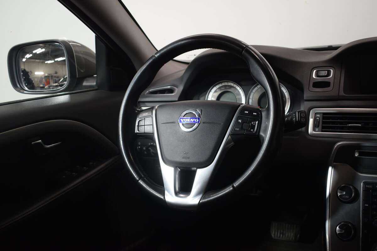 Volvo XC70 с пробегом — 2012 год. Фото: #9