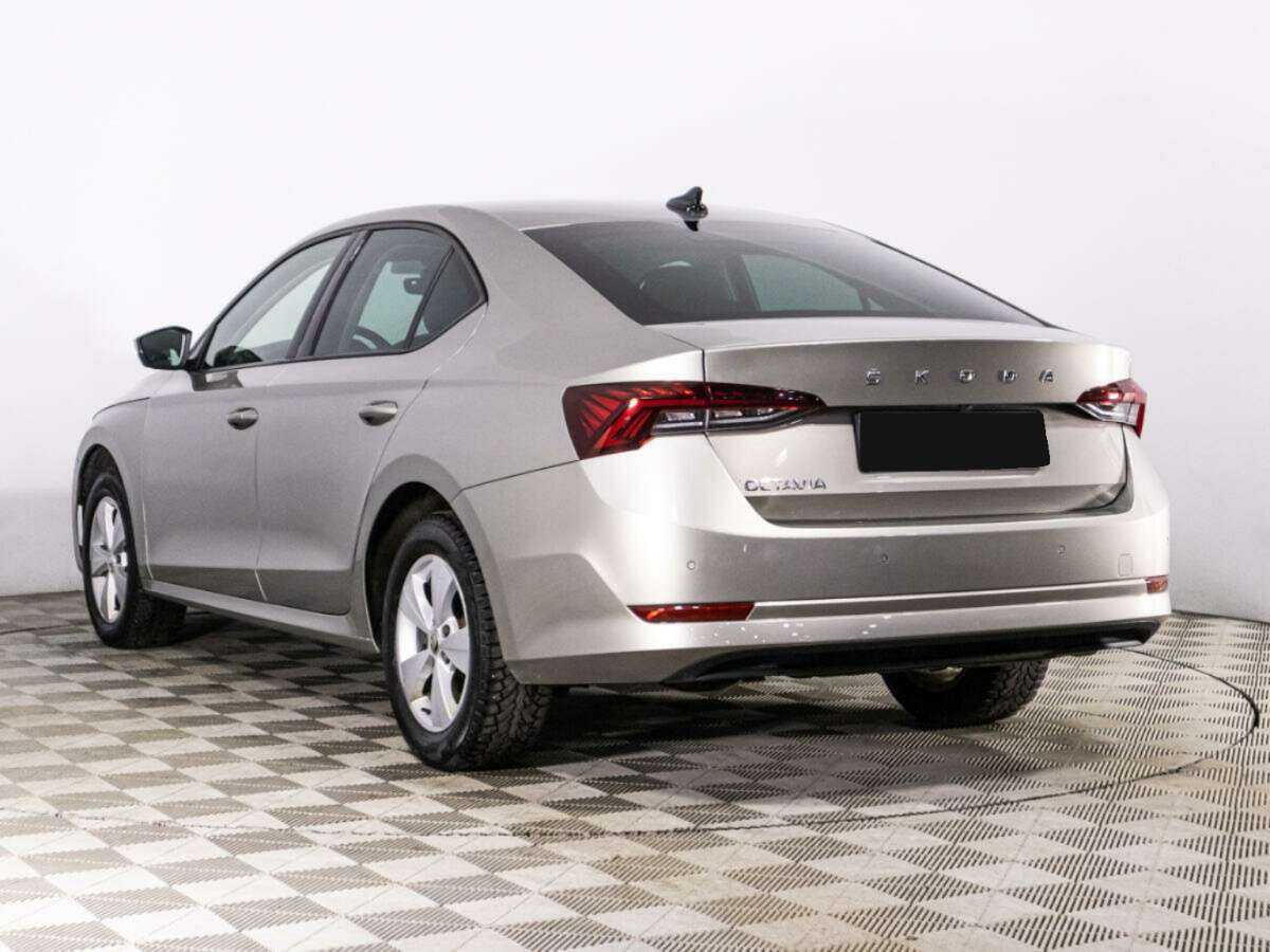 Skoda Octavia с пробегом — 2021 год. Фото: #6
