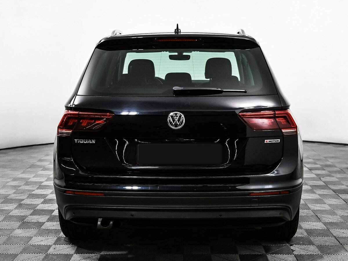 Volkswagen Tiguan с пробегом — 2018 год. Фото: #5