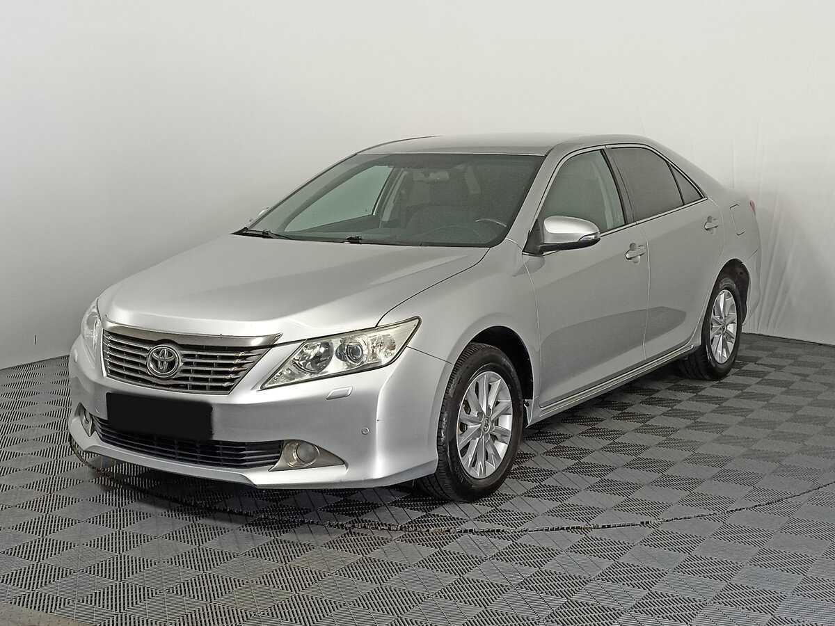 Toyota Camry с пробегом — 2013 год. Фото: #0