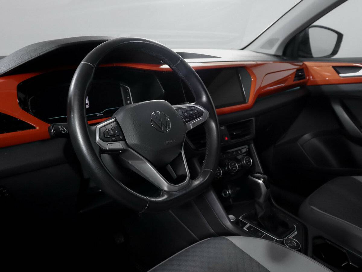 Volkswagen Taos с пробегом — 2021 год. Фото: #10