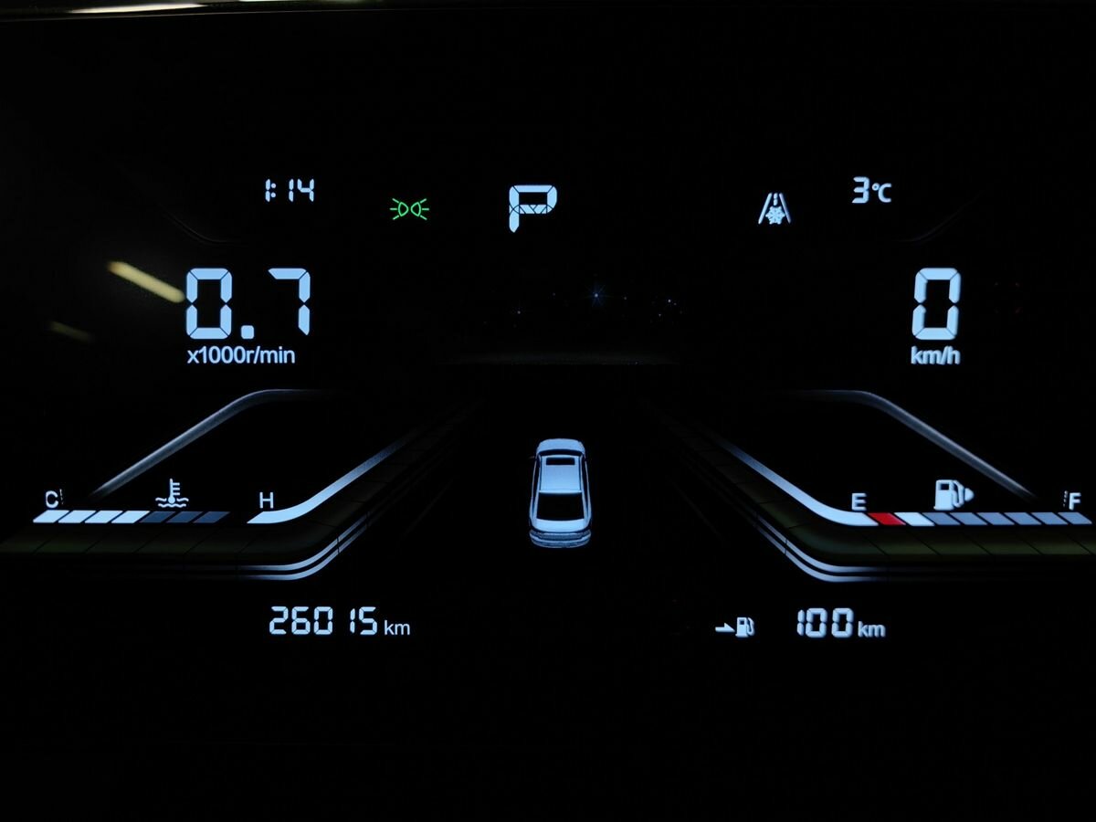 FAW Bestune B70 с пробегом — 2023 год. Фото: #17