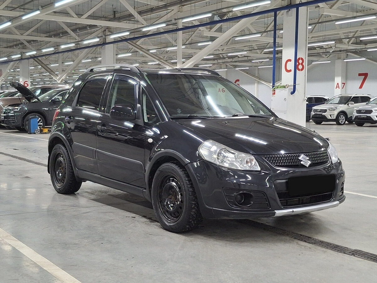 Suzuki SX4 с пробегом — 2012 год. Фото: #2