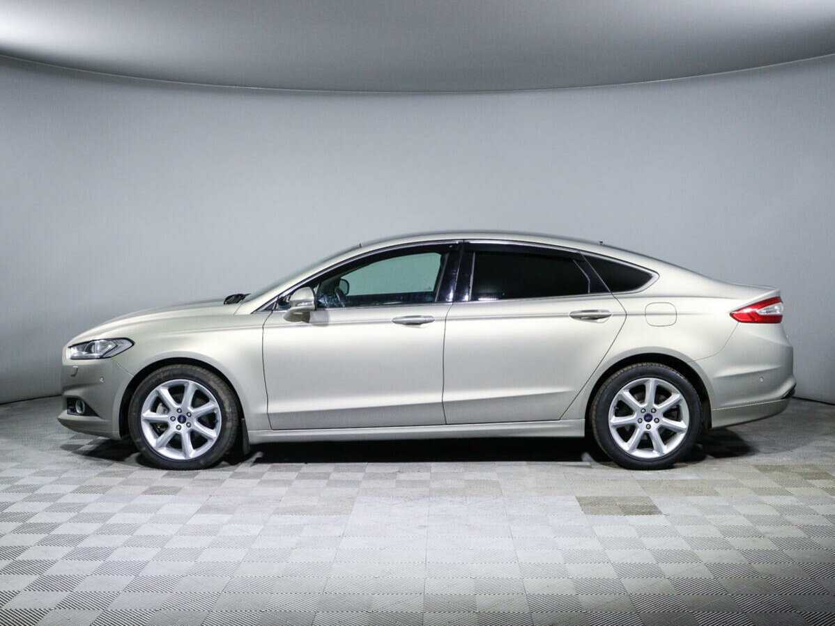 Ford Mondeo с пробегом — 2015 год. Фото: #6