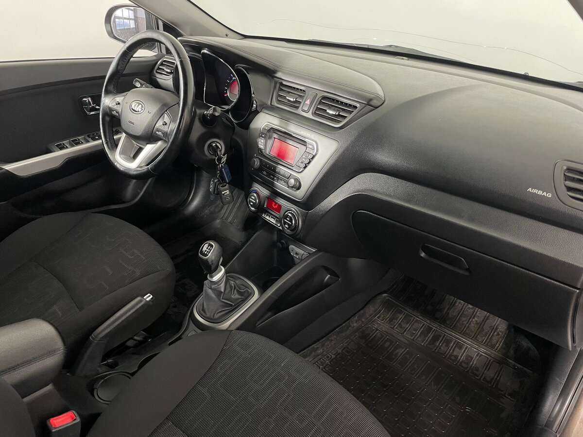 Kia Rio с пробегом — 2014 год. Фото: #7