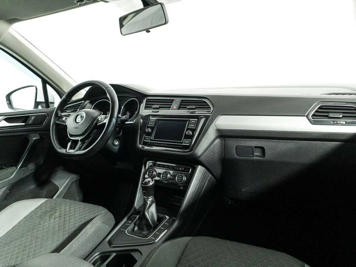 Volkswagen Tiguan с пробегом — 2018 год. Фото: #8