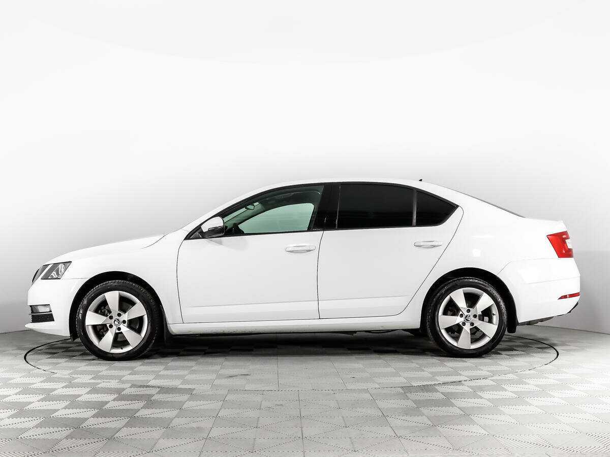 Skoda Octavia с пробегом — 2018 год. Фото: #7