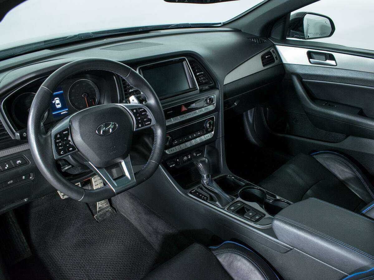 Hyundai Sonata с пробегом — 2018 год. Фото: #12