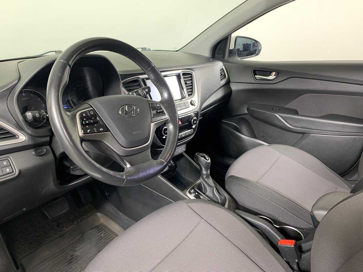 Hyundai Solaris с пробегом — 2018 год. Фото: #11