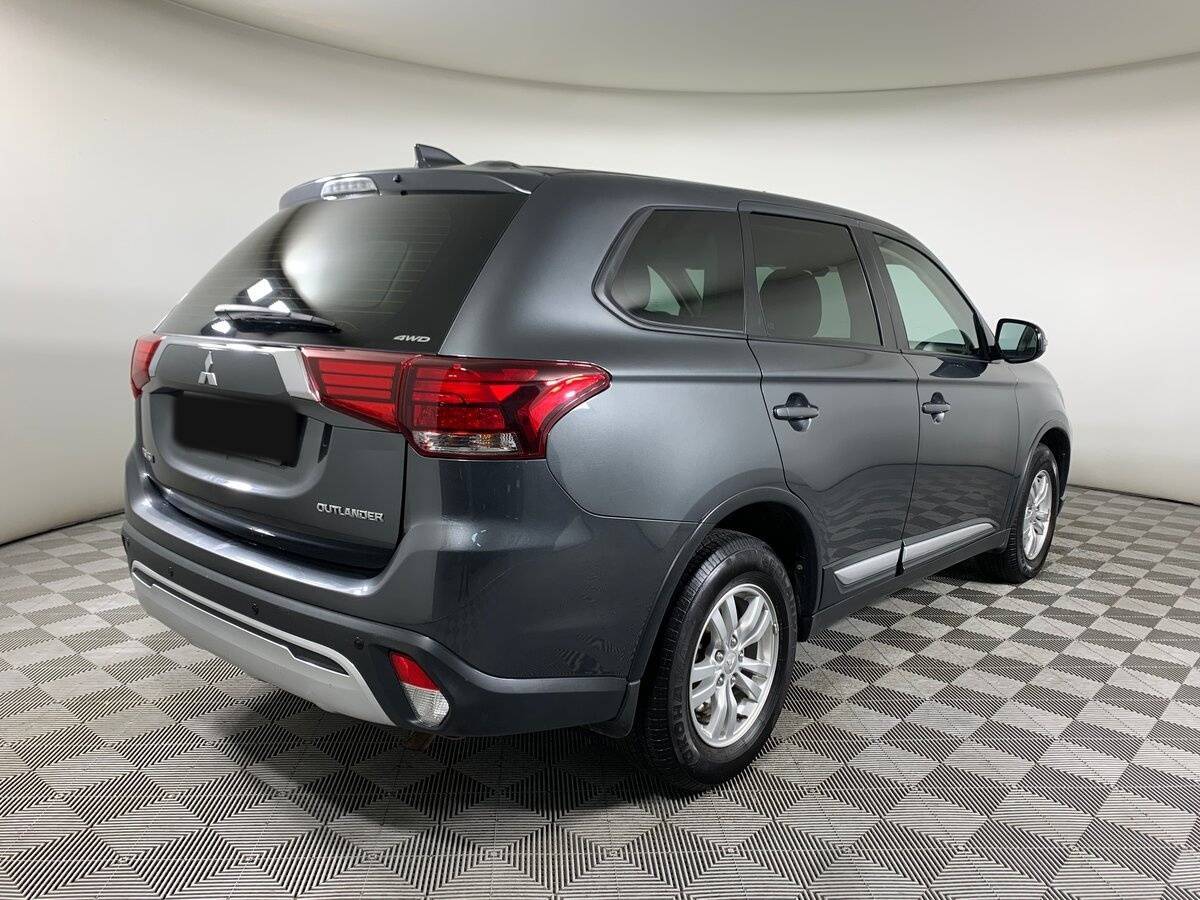 Mitsubishi Outlander с пробегом — 2019 год. Фото: #4