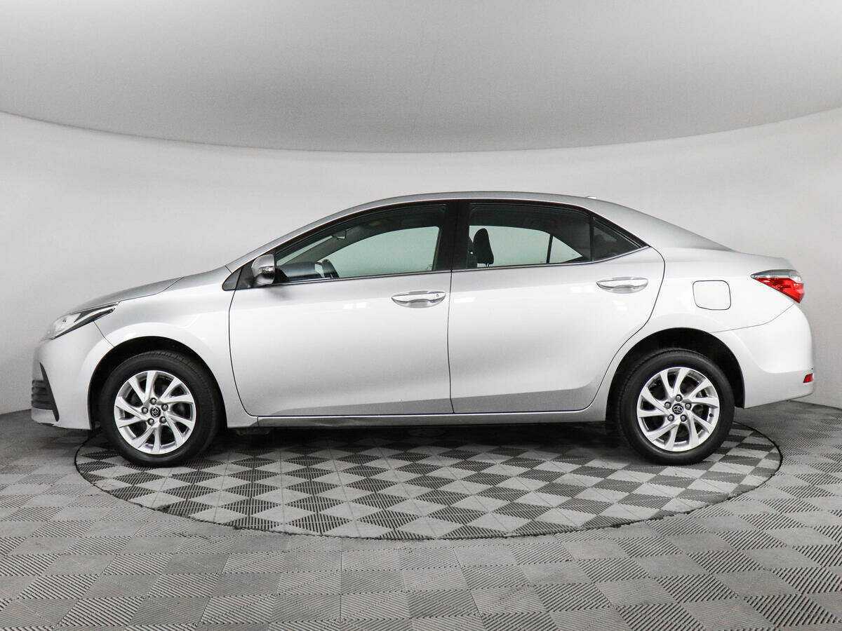 Toyota Corolla с пробегом — 2017 год. Фото: #7