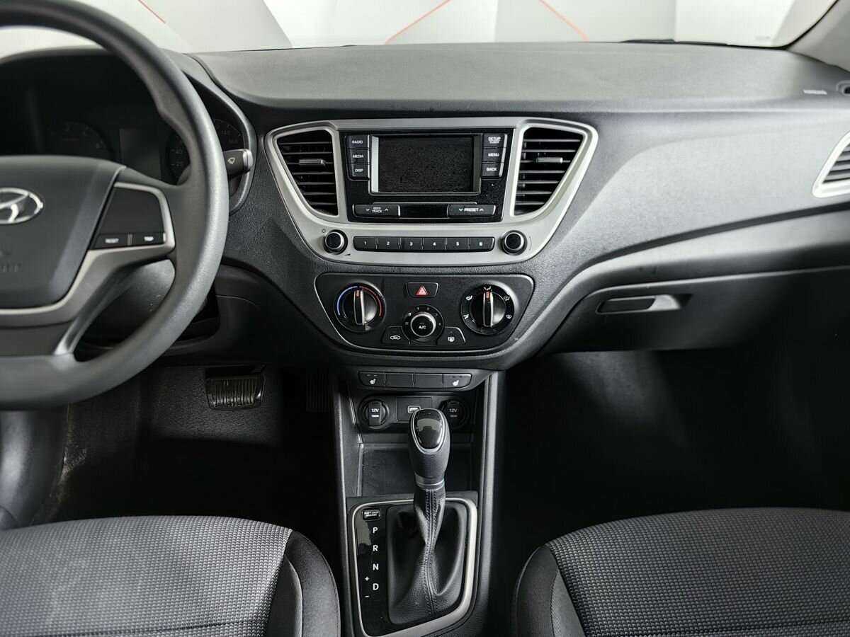 Hyundai Solaris с пробегом — 2019 год. Фото: #10