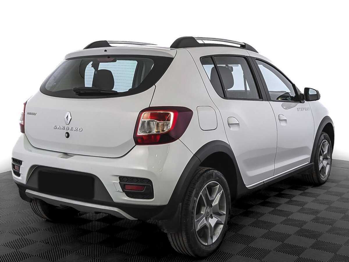 Renault Sandero с пробегом — 2019 год. Фото: #4