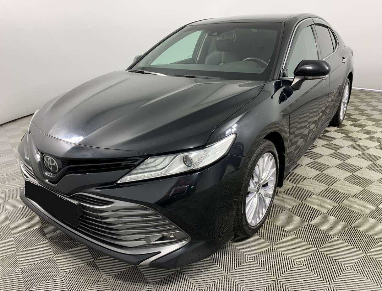 Toyota Camry с пробегом — 2020 год. Посмотреть фото
