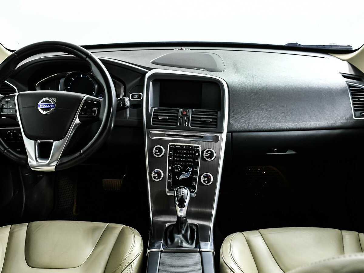 Volvo XC60 с пробегом — 2014 год. Фото: #10