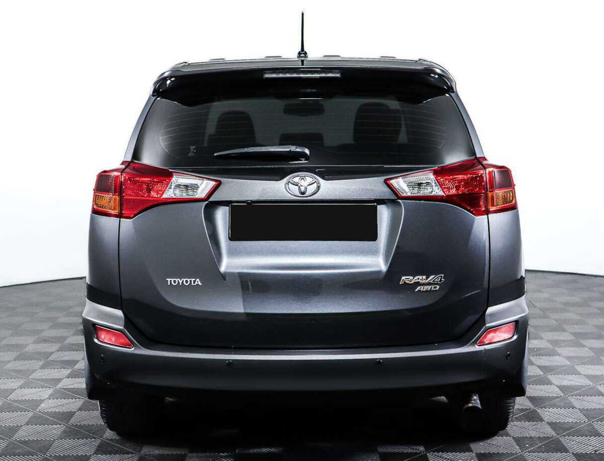 Toyota RAV4 с пробегом — 2013 год. Фото: #5