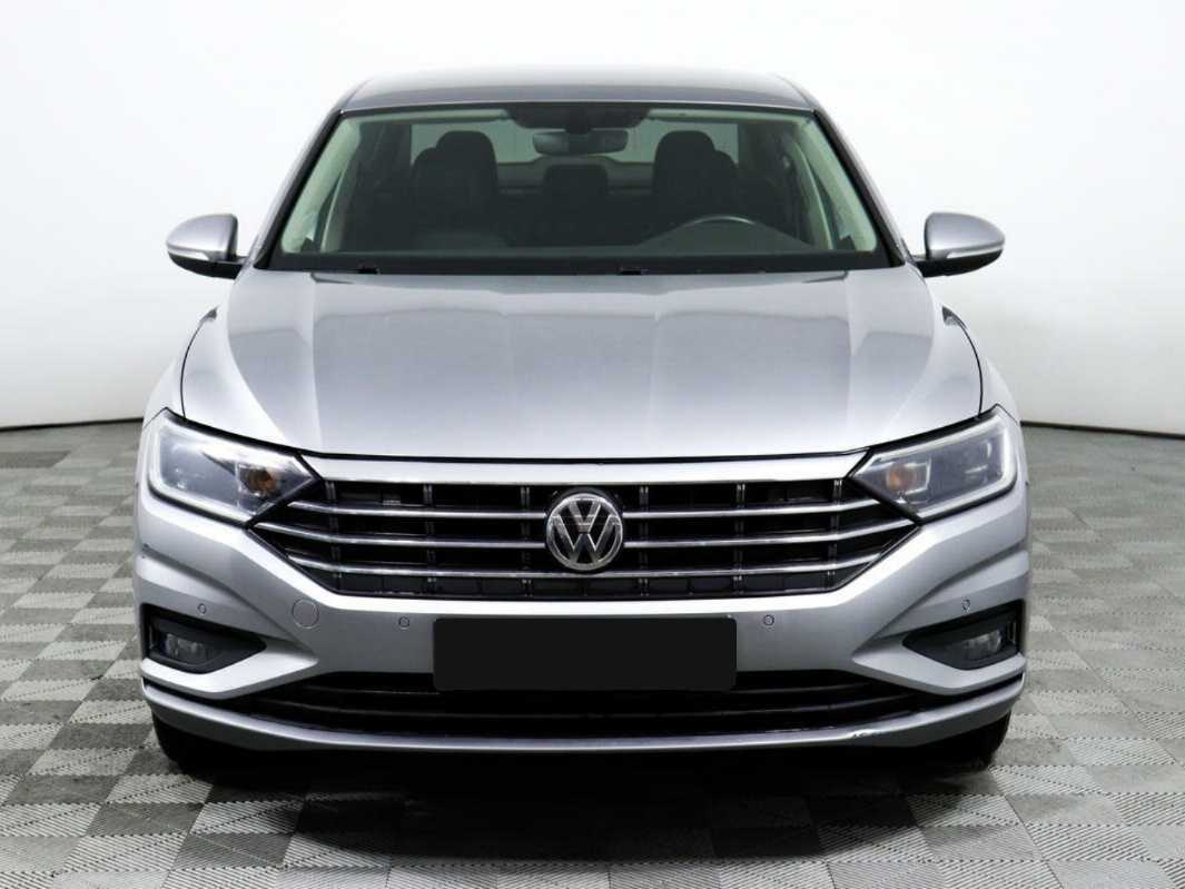 Volkswagen Jetta с пробегом — 2020 год. Фото: #1