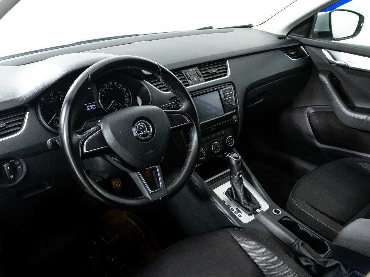 Skoda Octavia с пробегом — 2017 год. Фото: #10